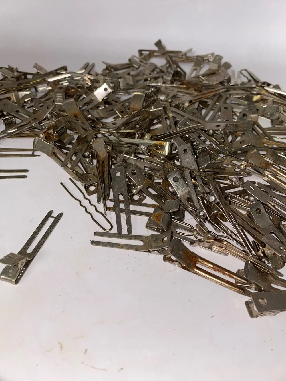 Lot of 180+ Vintage Metal Hair Clips